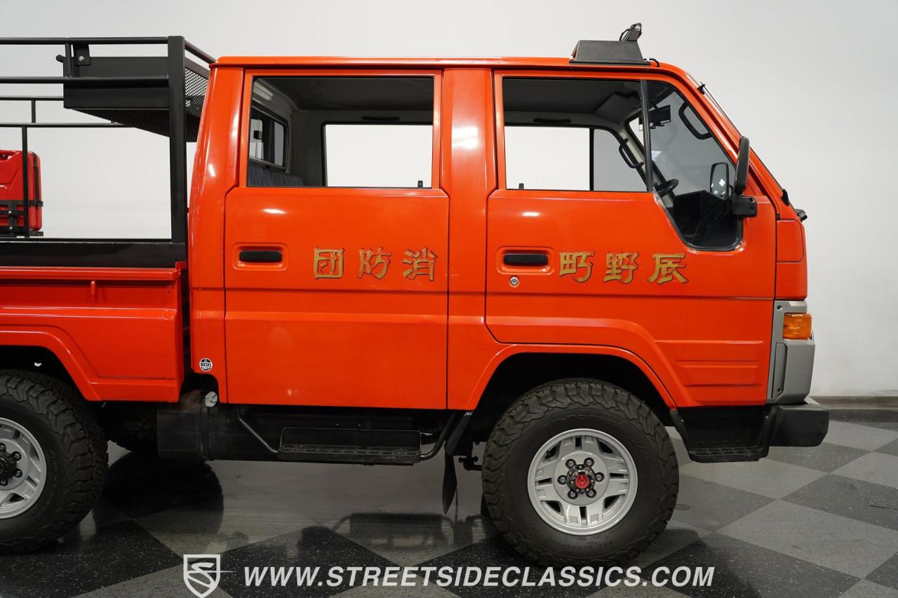 1988 Toyota HiAce Pickup 4x4