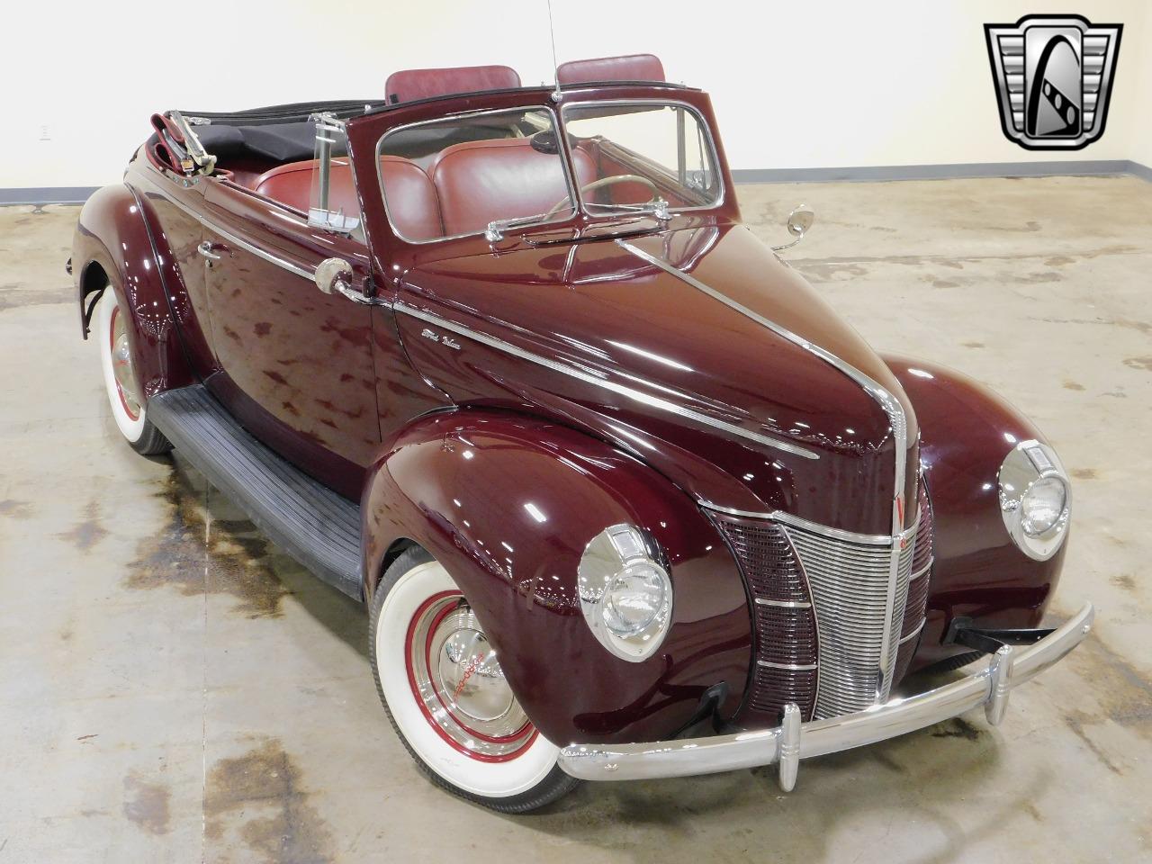 1940 Ford Deluxe