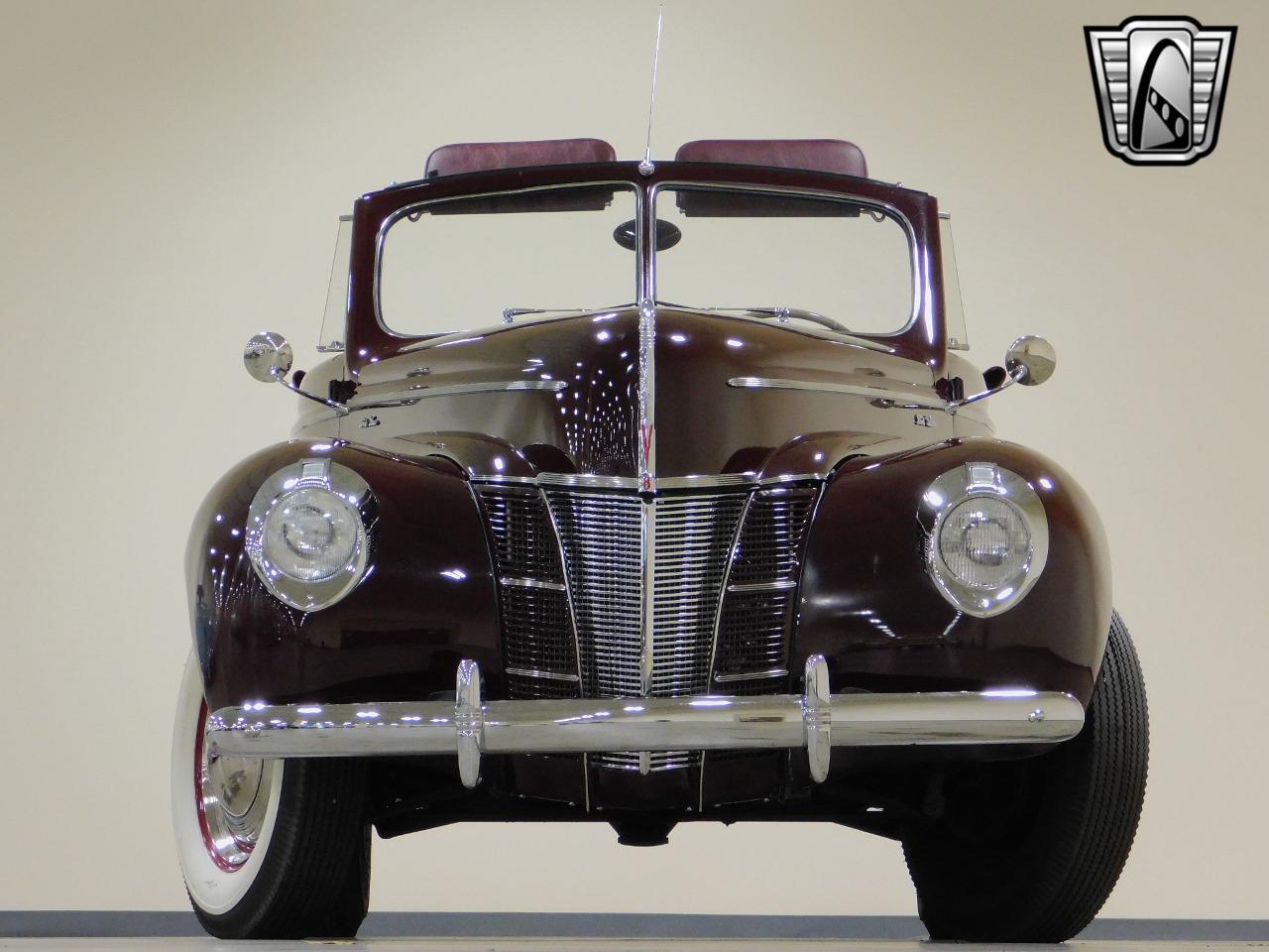 1940 Ford Deluxe