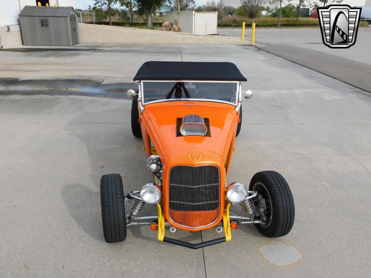 1932 Ford Lo-Boy