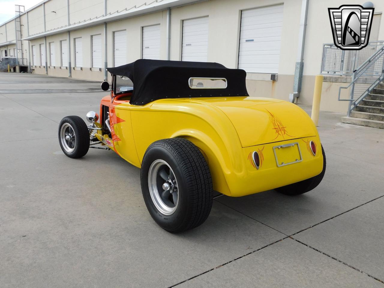 1932 Ford Lo-Boy