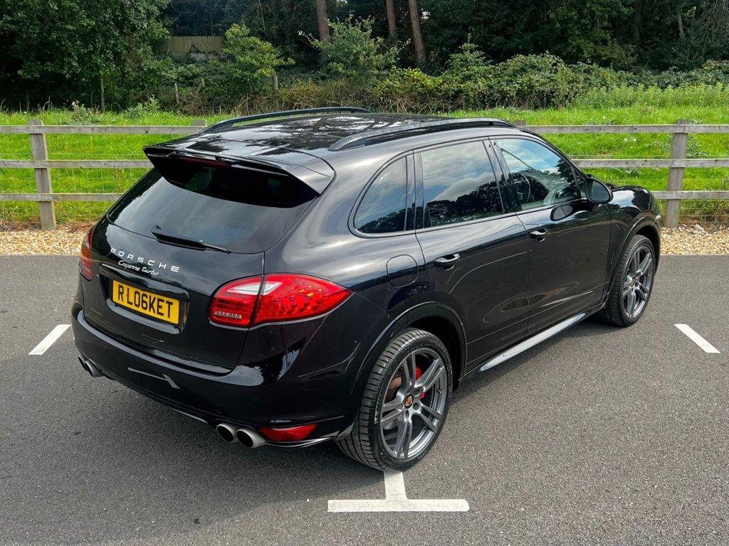 2014 Porsche 2014 06 CAYENNE 4.8 V8 TURBO 500 BHP