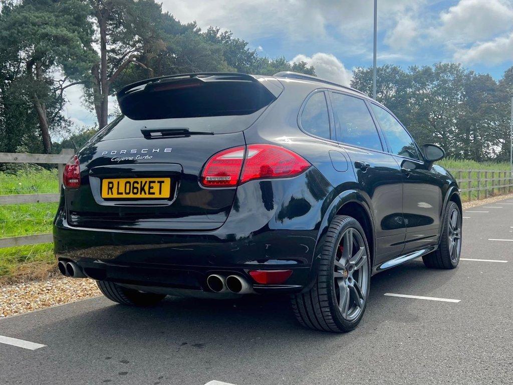 2014 Porsche 2014 06 CAYENNE 4.8 V8 TURBO 500 BHP