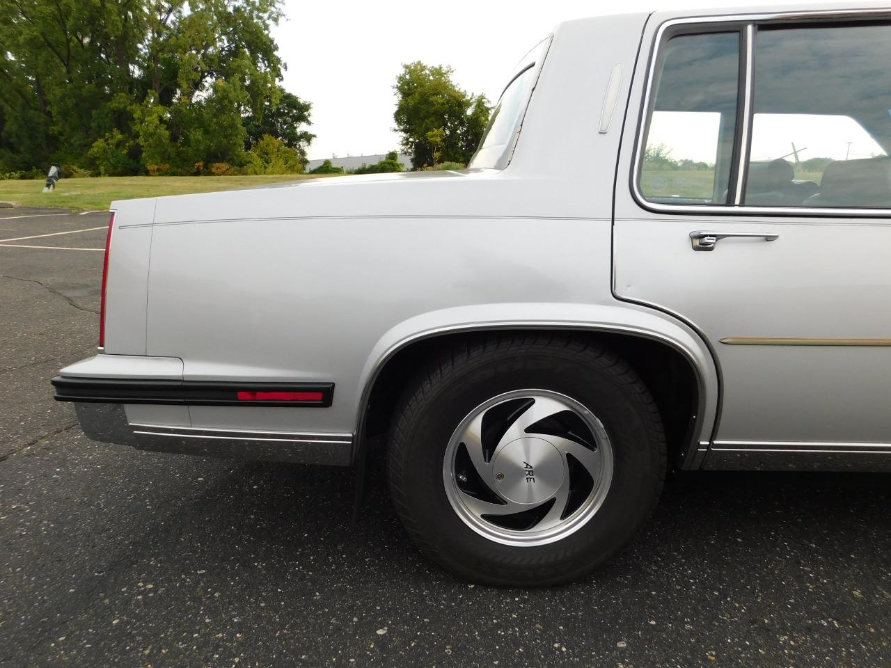 1985 Cadillac Fleetwood