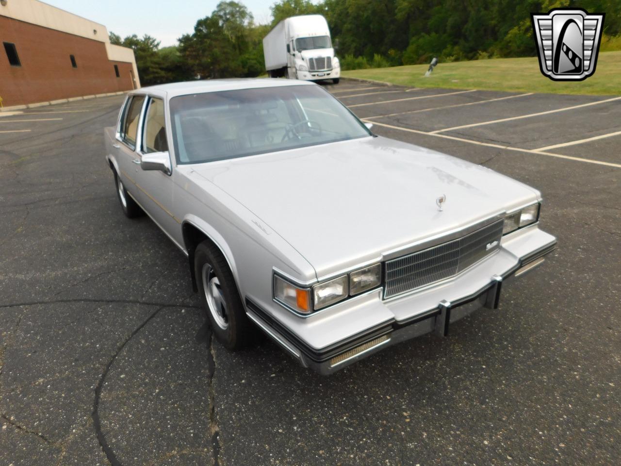 1985 Cadillac Fleetwood