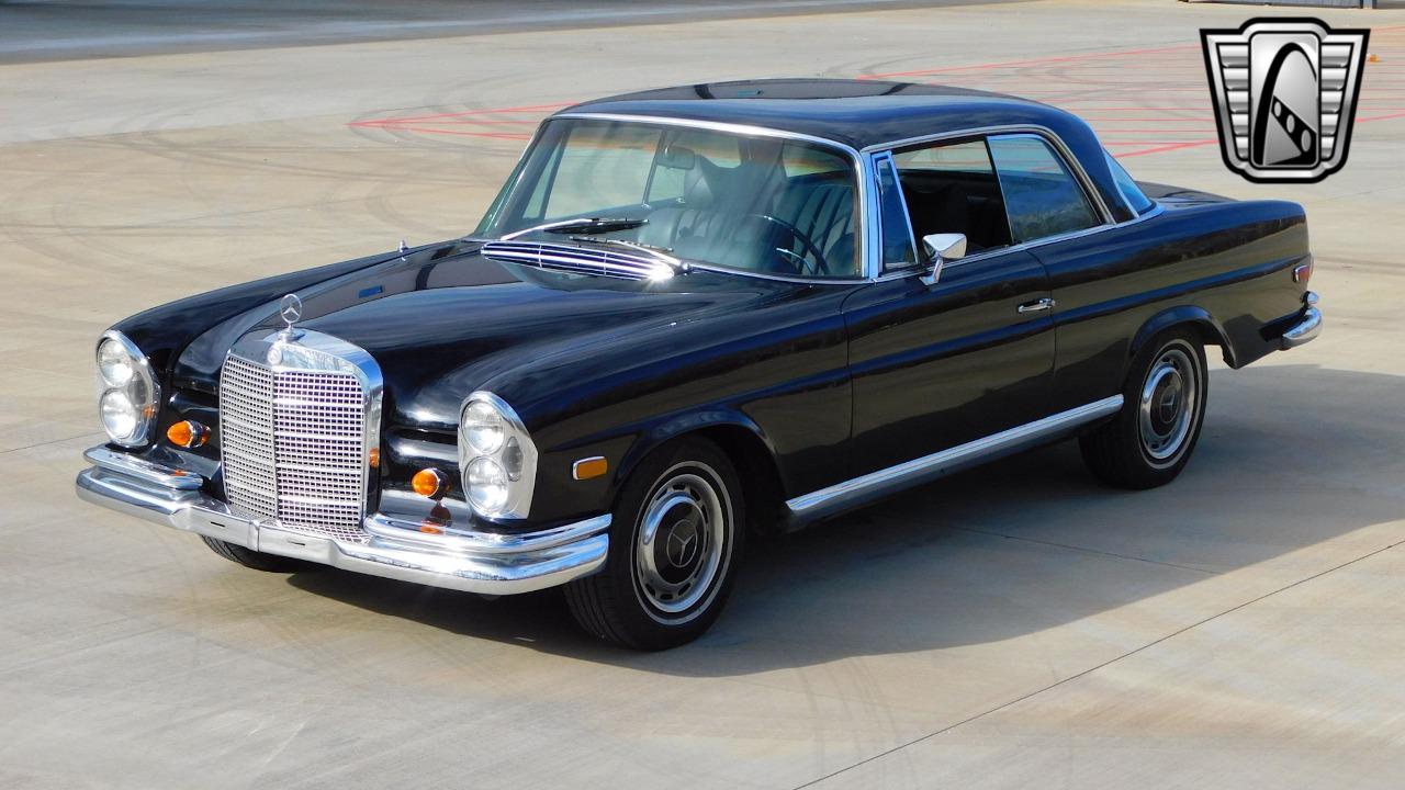 1969 Mercedes - Benz 280SE