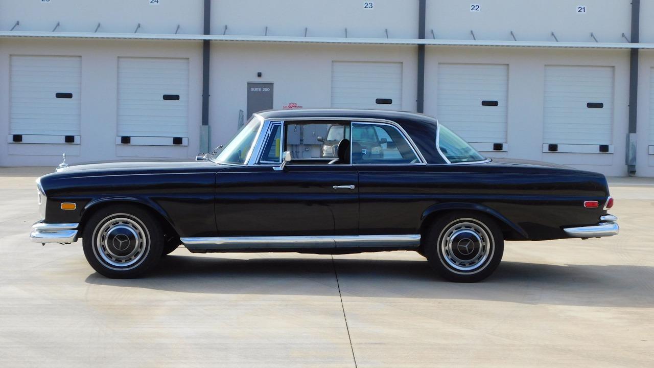 1969 Mercedes - Benz 280SE