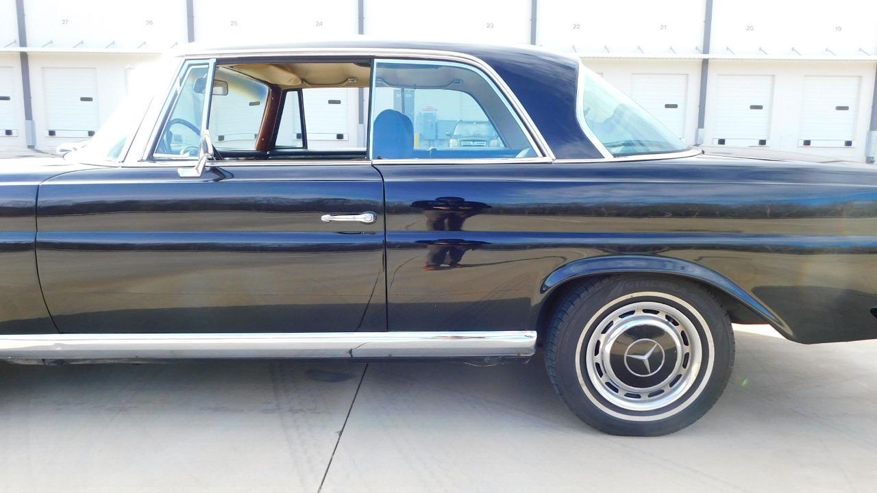 1969 Mercedes - Benz 280SE