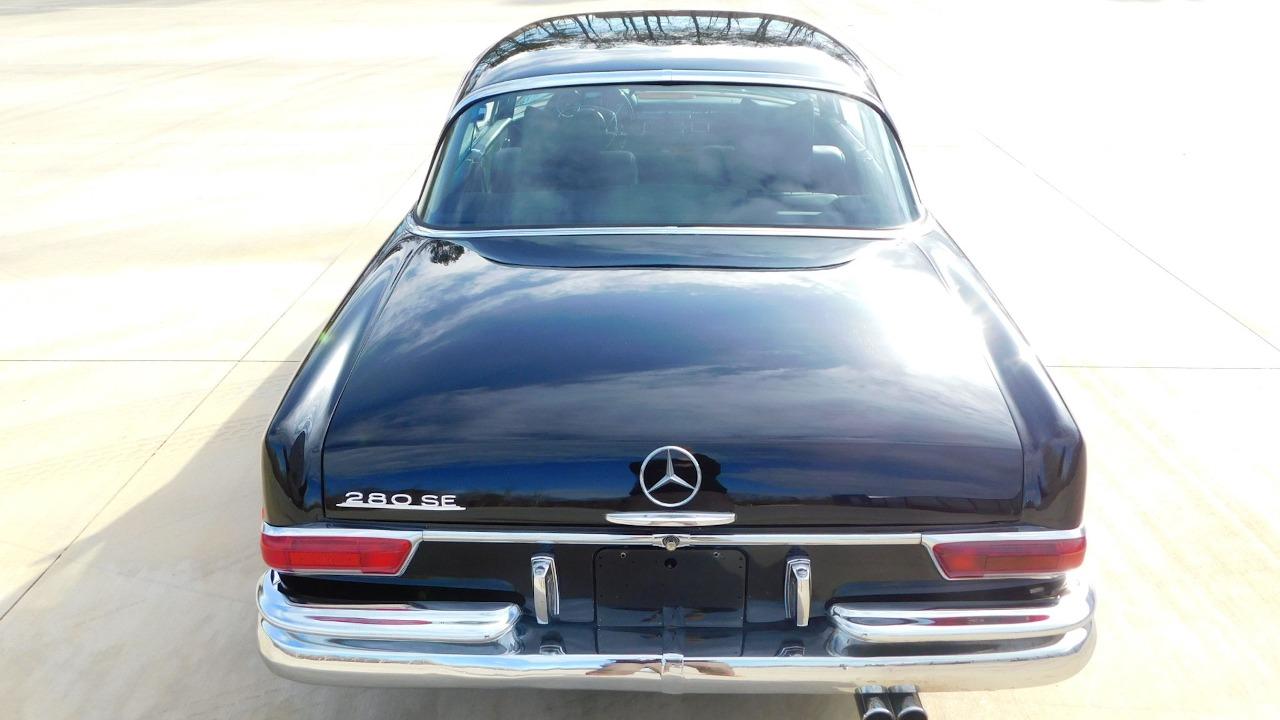 1969 Mercedes - Benz 280SE