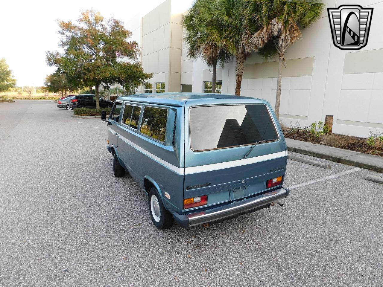 1986 Volkswagen Vanagon Bus