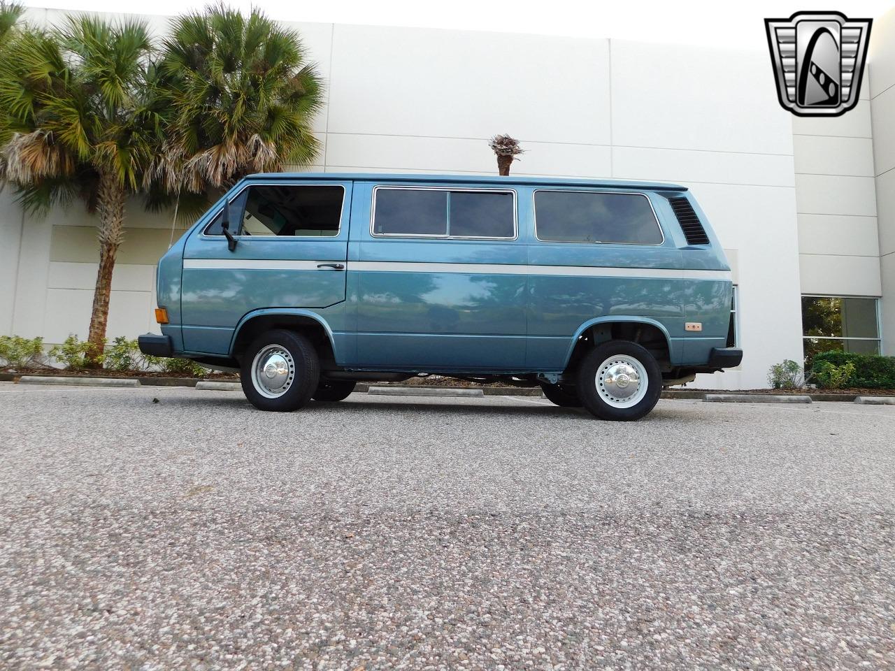 1986 Volkswagen Vanagon Bus