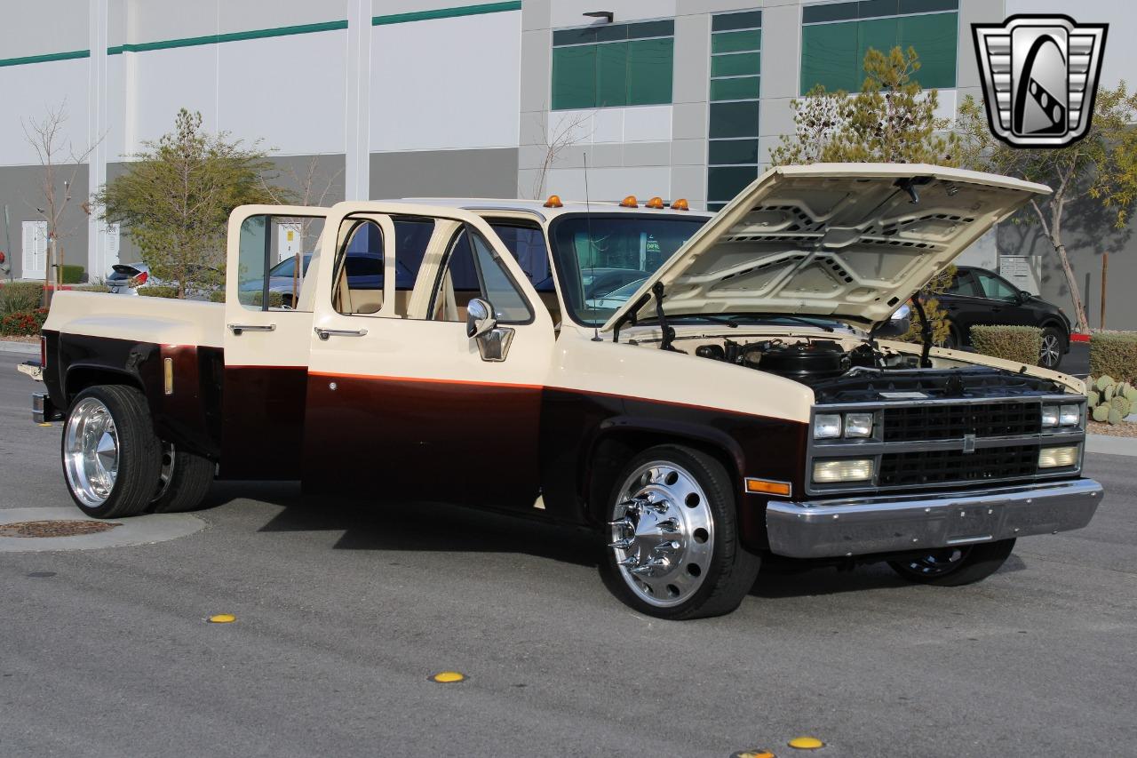 1989 GMC R Conventional