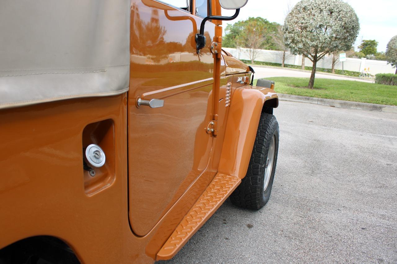 1974 Toyota FJ40