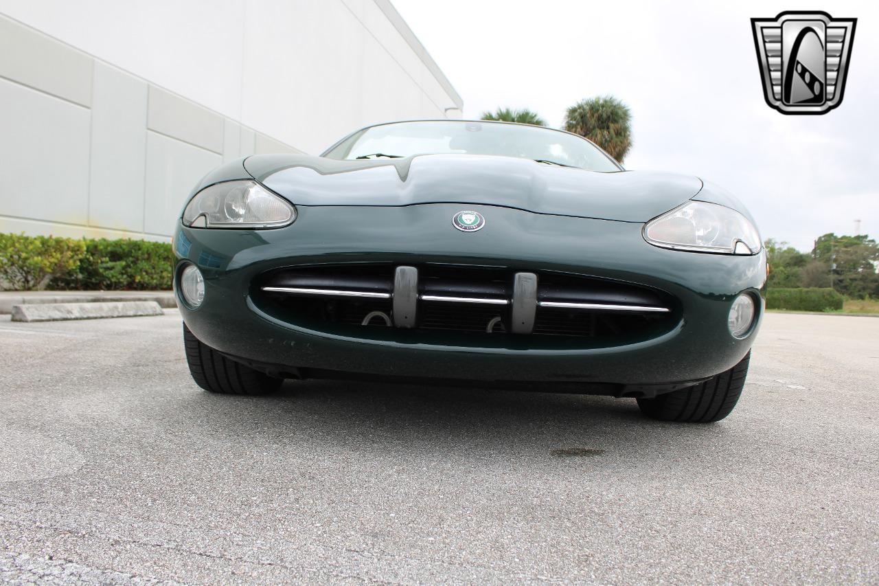 2003 Jaguar XK8