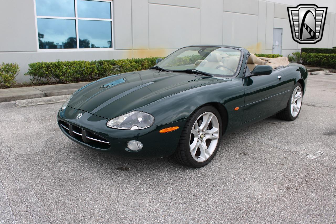 2003 Jaguar XK8