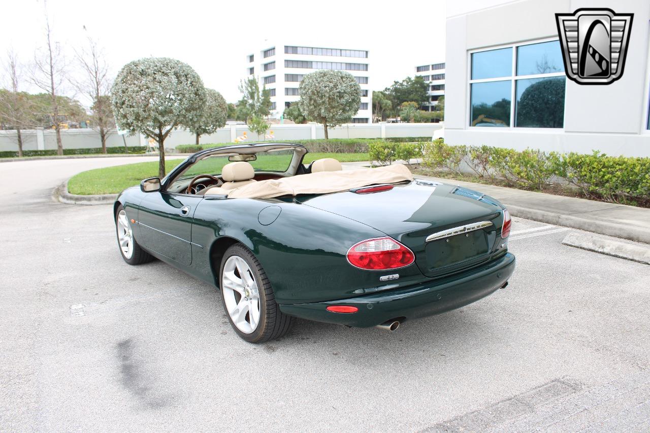 2003 Jaguar XK8