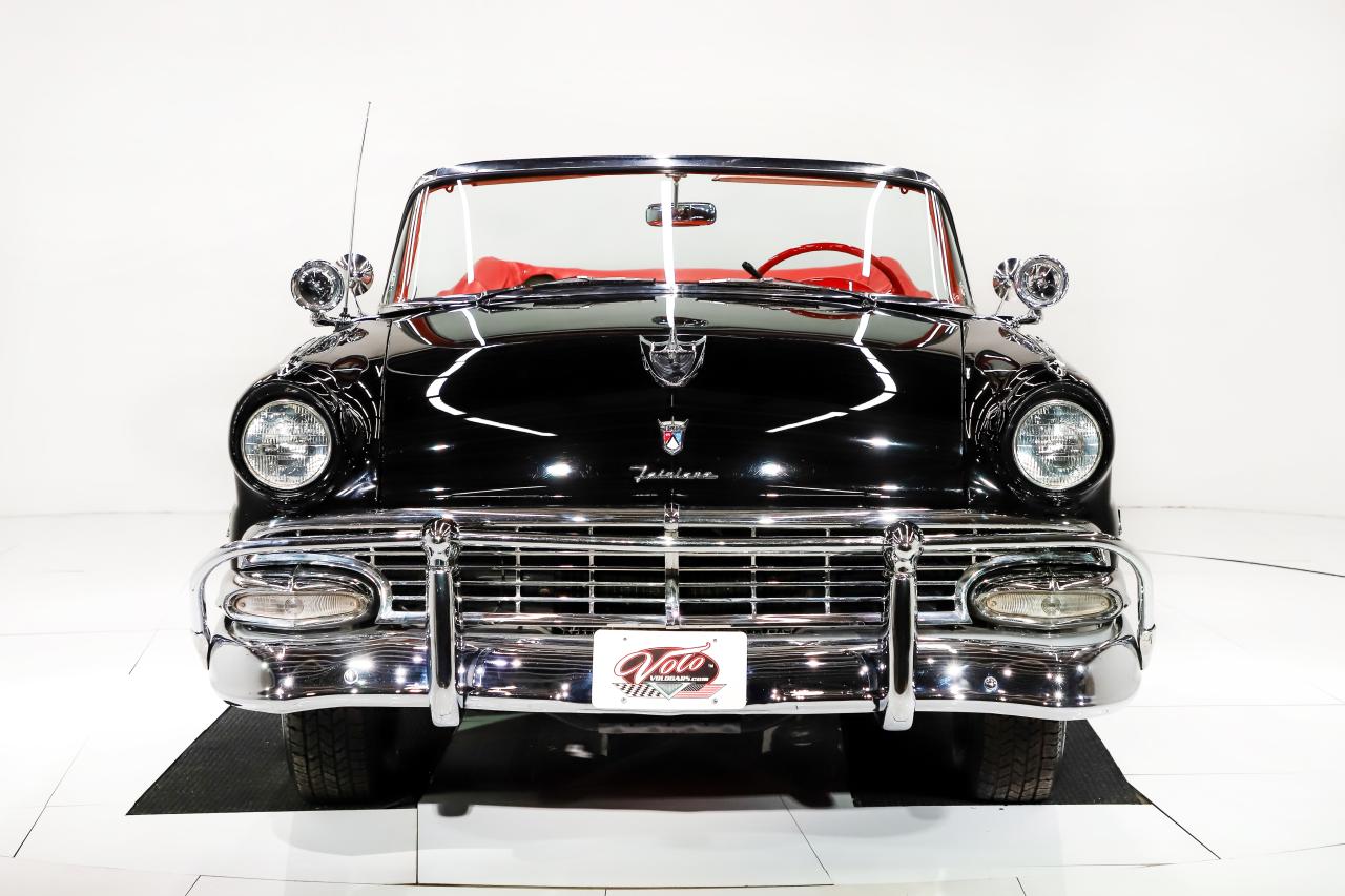 1956 Ford Fairlane Sunliner