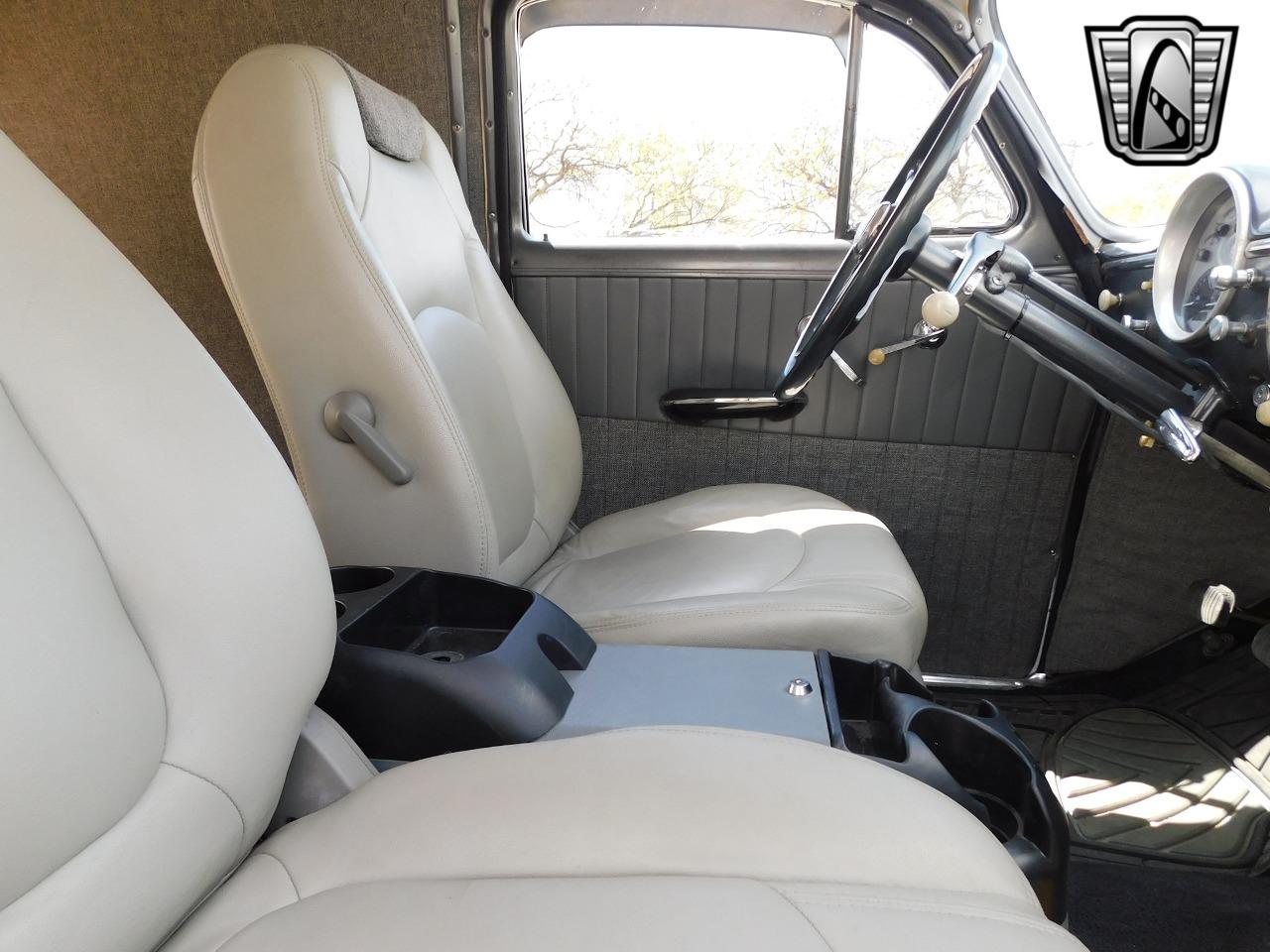 1950 Chevrolet Panel Truck