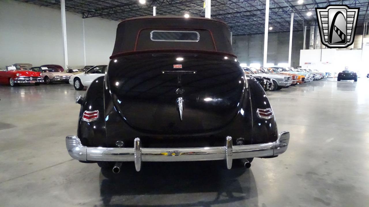 1940 Ford Deluxe