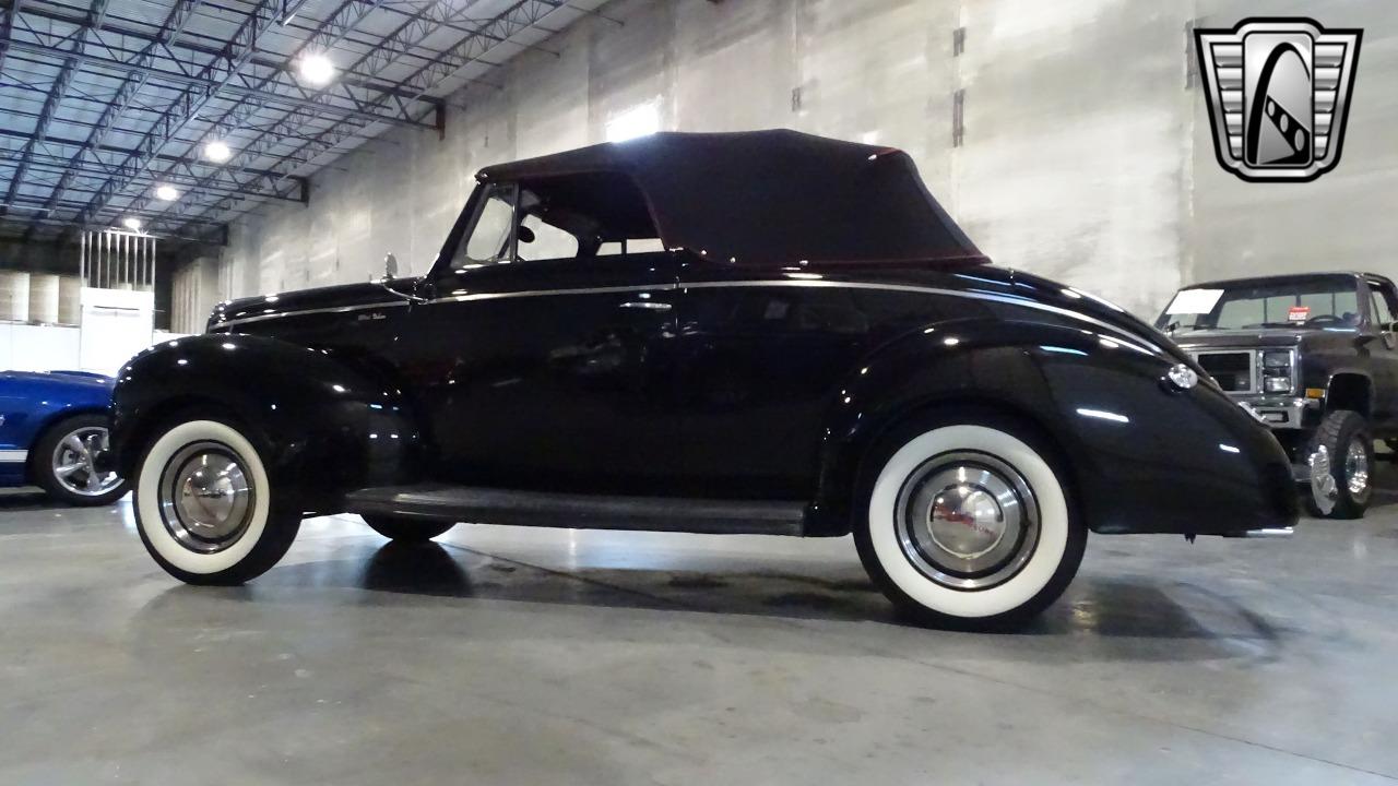 1940 Ford Deluxe