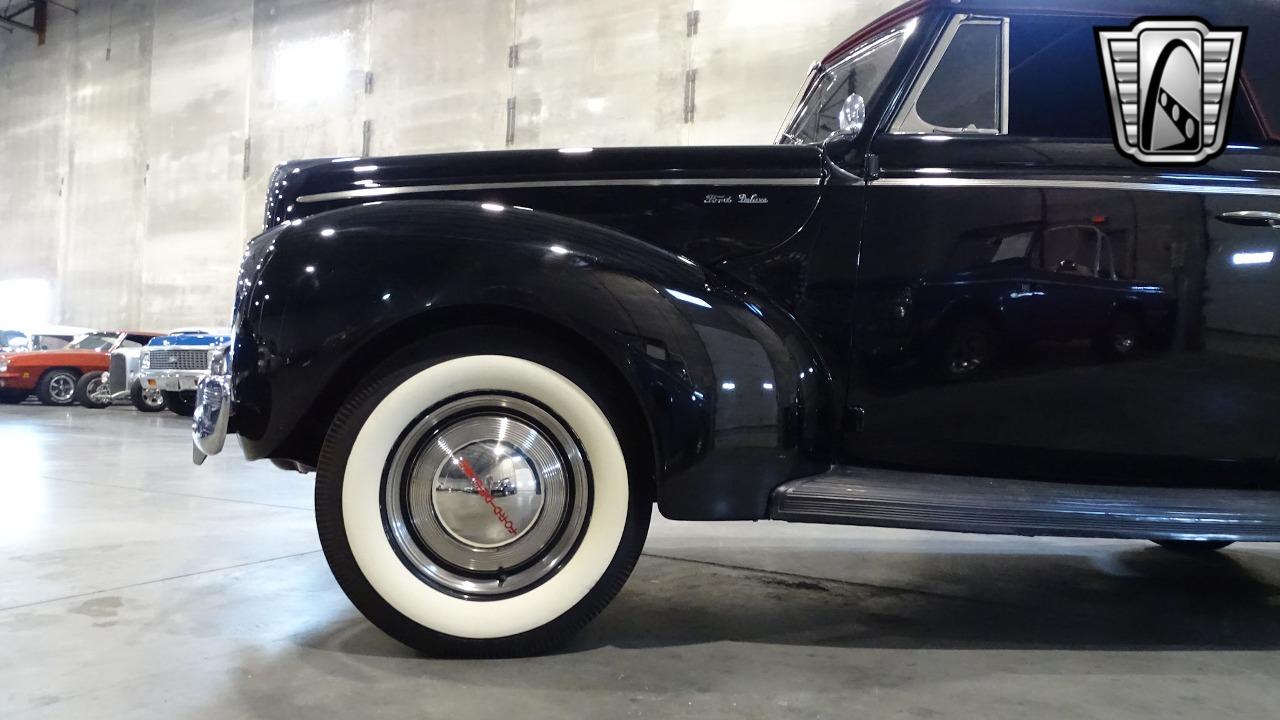 1940 Ford Deluxe