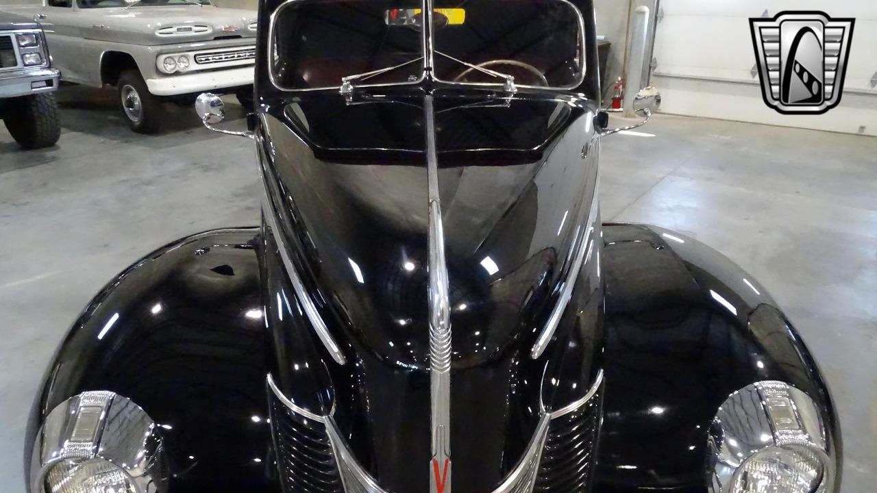 1940 Ford Deluxe