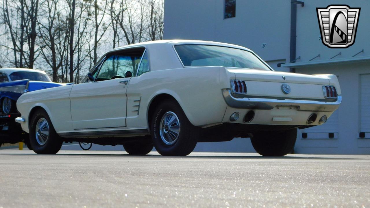 1966 Ford Mustang