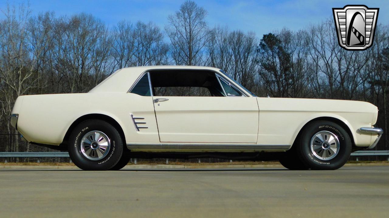 1966 Ford Mustang