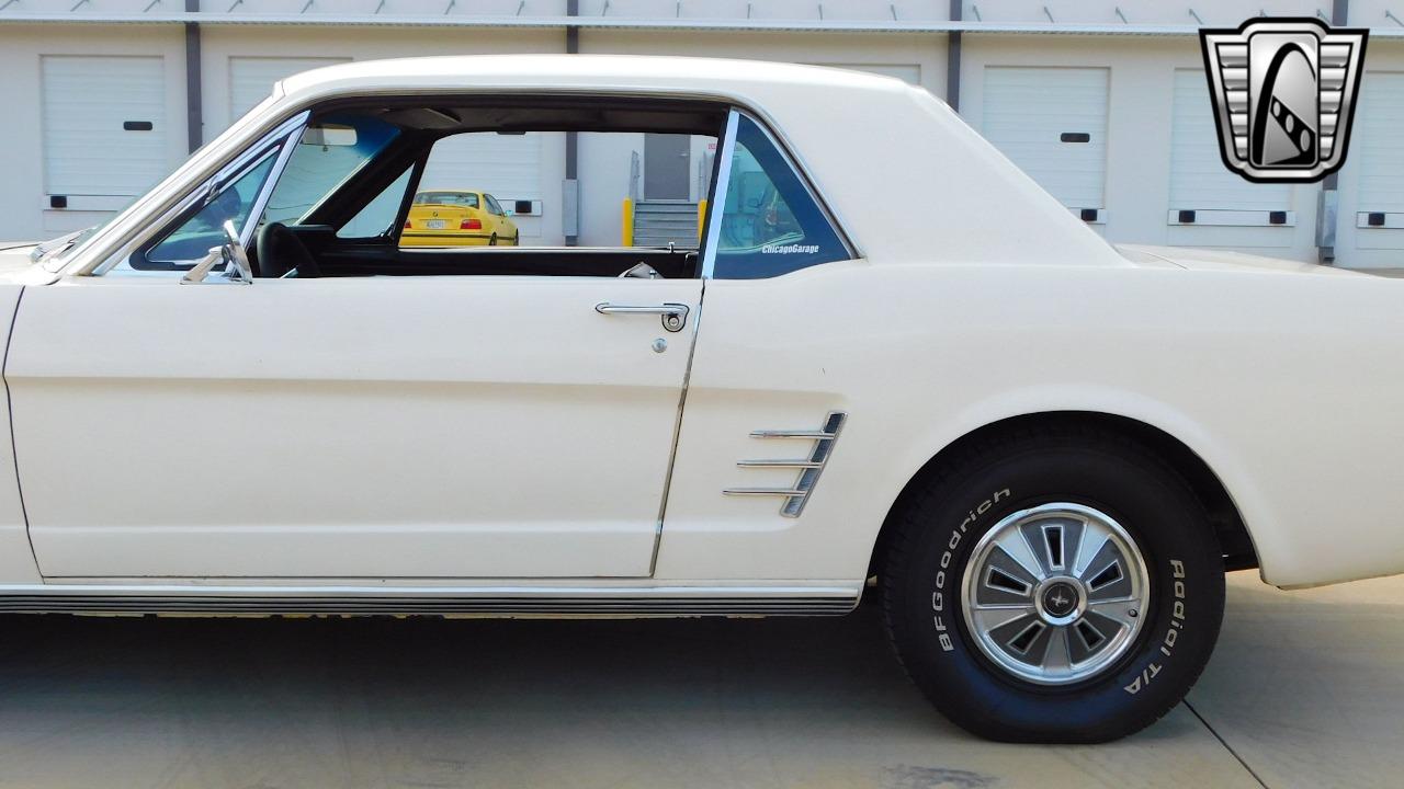 1966 Ford Mustang