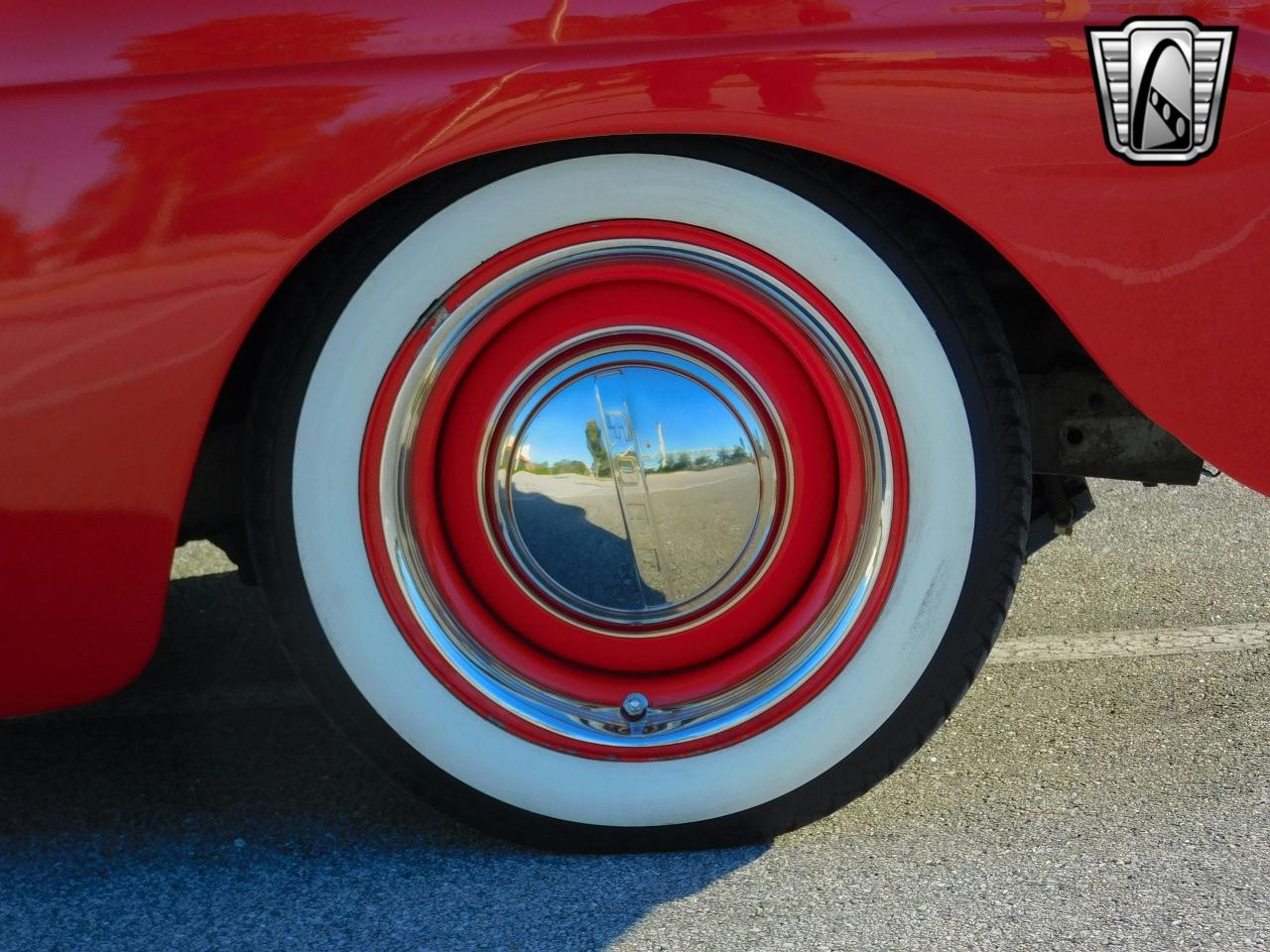 1946 Ford Deluxe