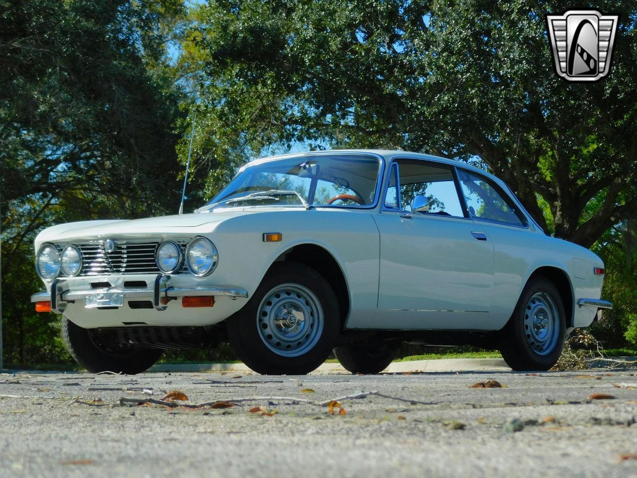 1972 Alfa Romeo GTV 2000