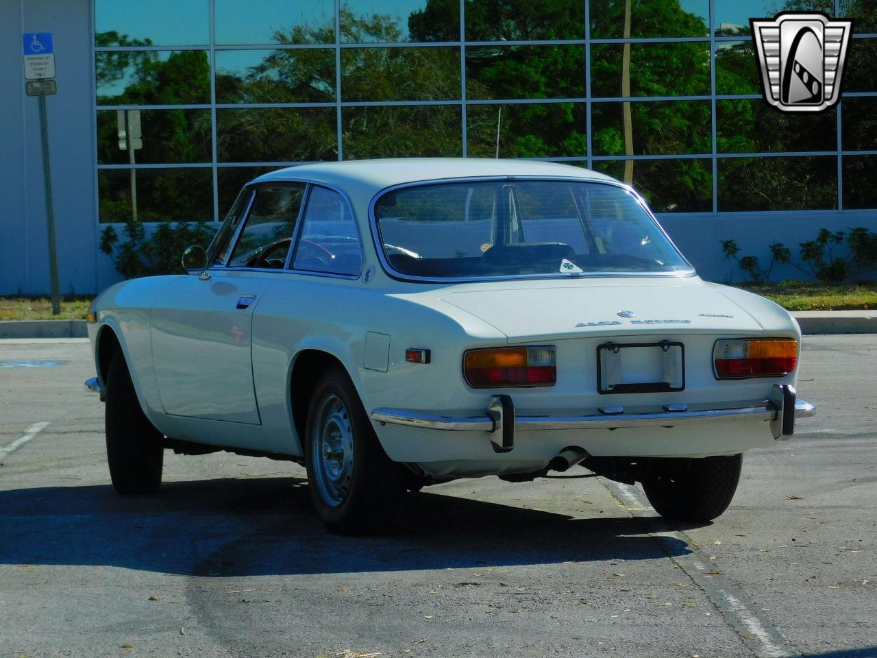 1972 Alfa Romeo GTV 2000