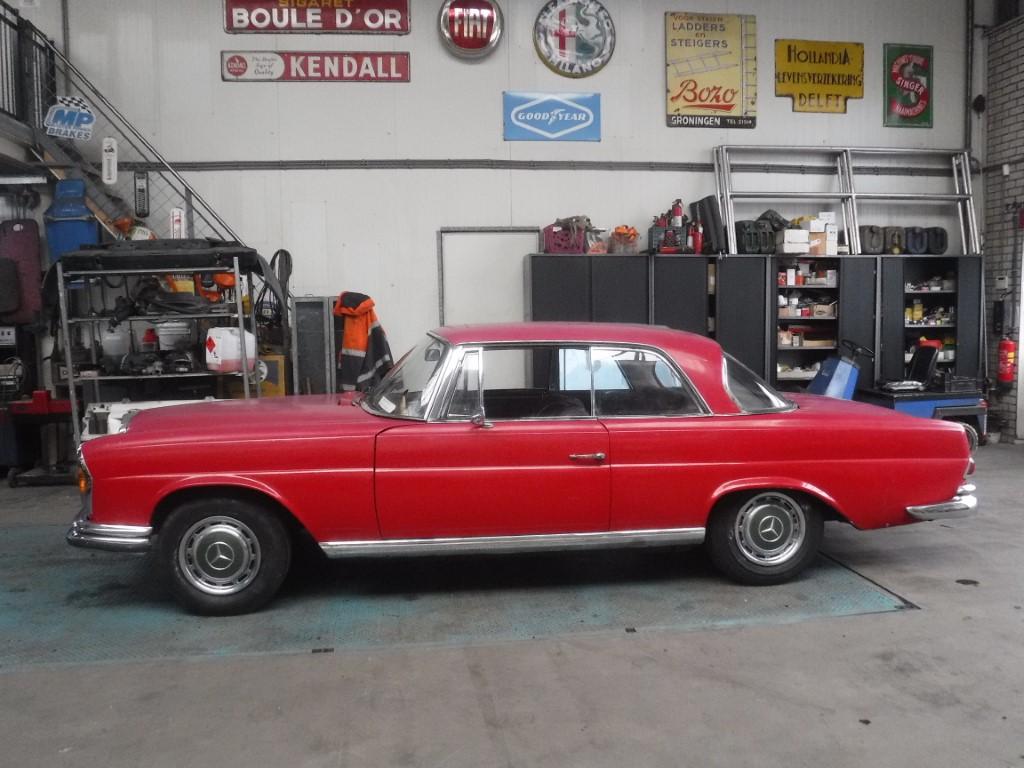 1965 Mercedes - Benz 250SE Coupe no. 85252