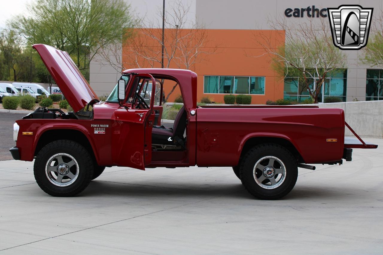 1971 Dodge Power Wagon