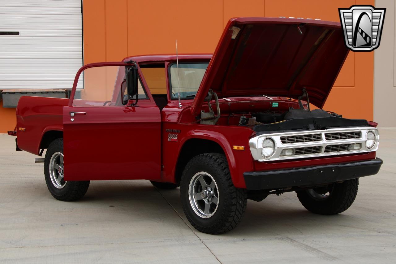 1971 Dodge Power Wagon