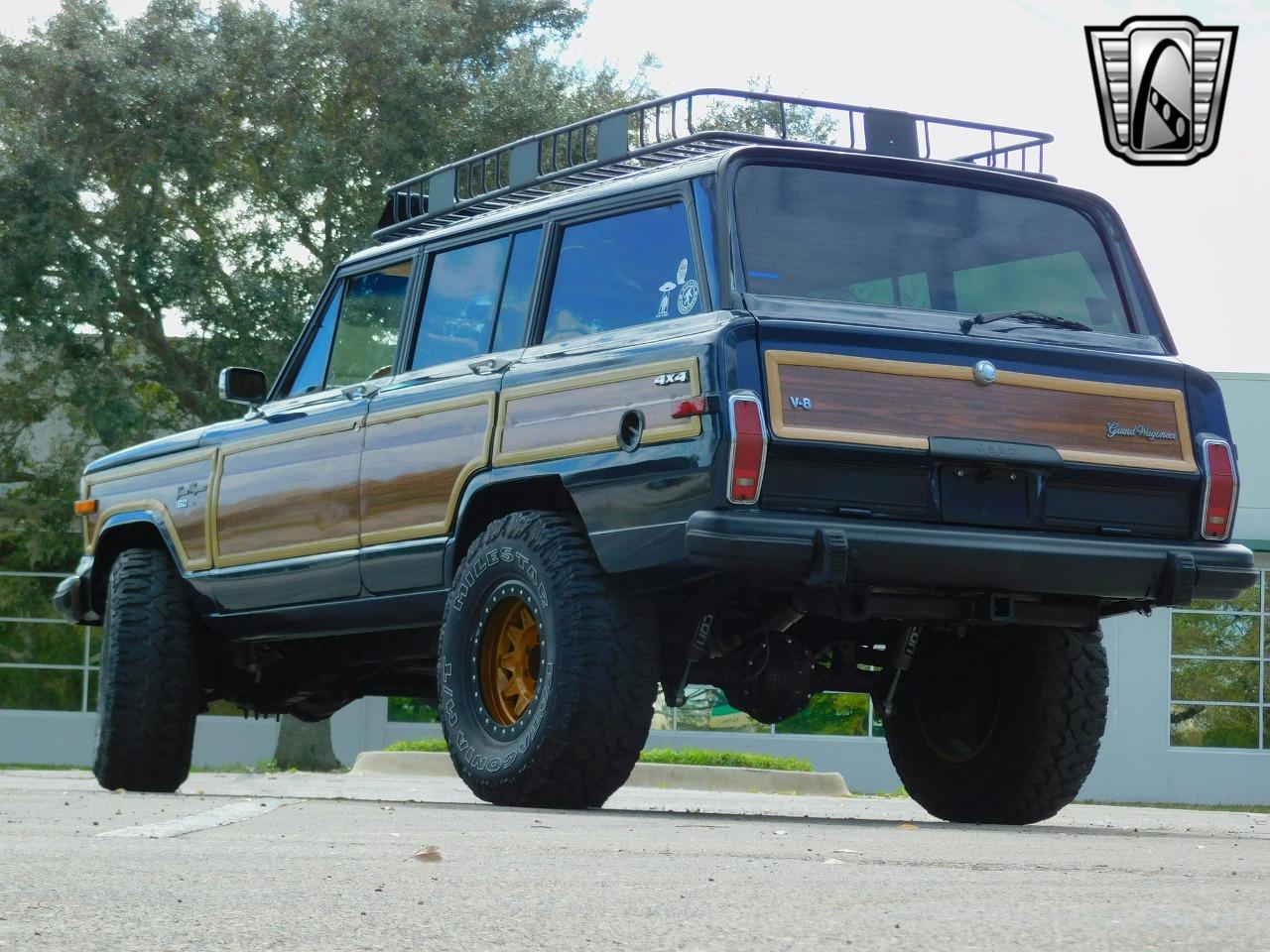 1989 Jeep Grand Wagoneer