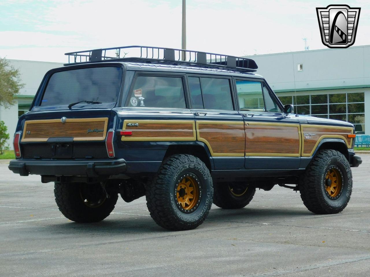 1989 Jeep Grand Wagoneer