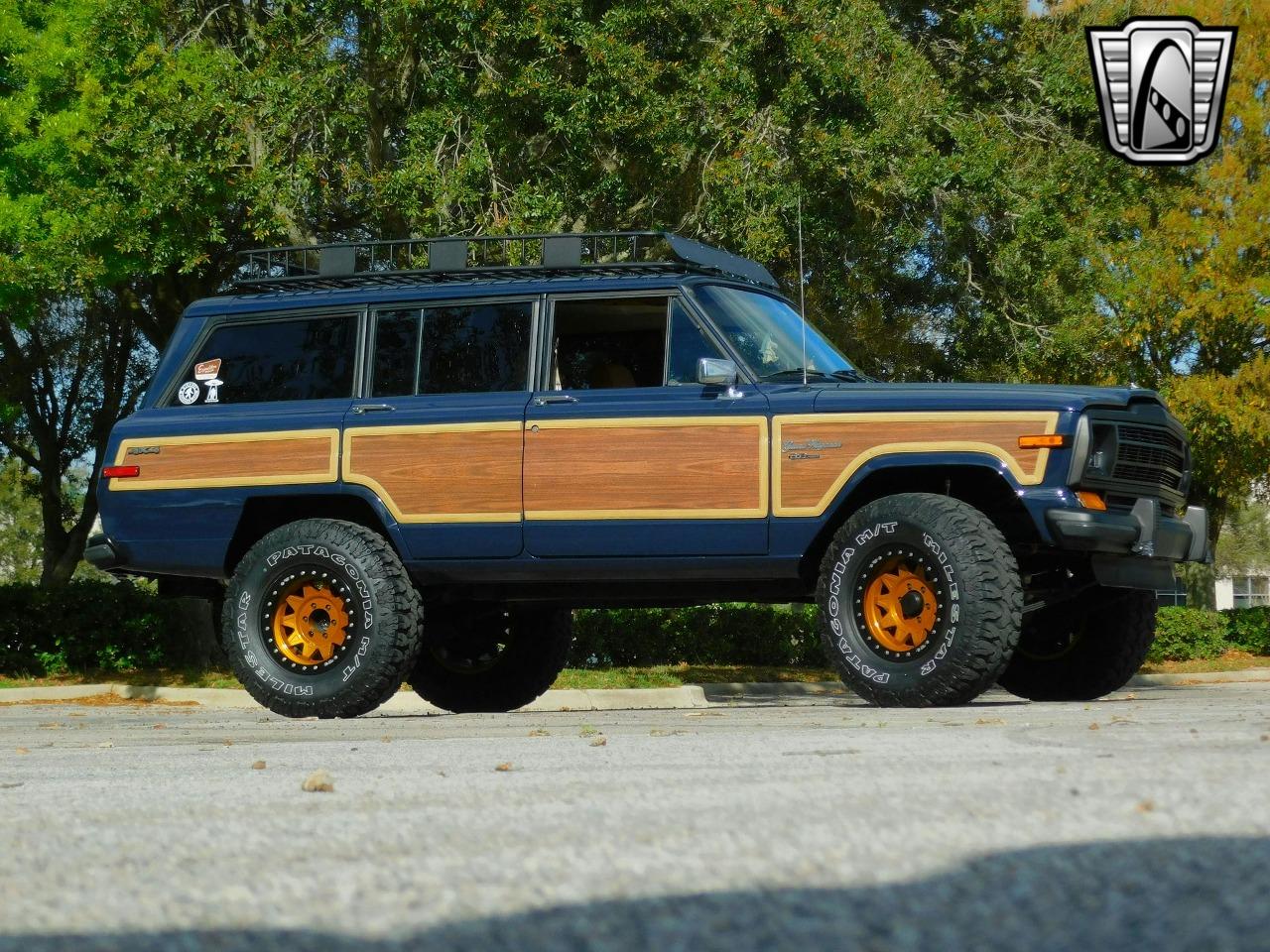 1989 Jeep Grand Wagoneer