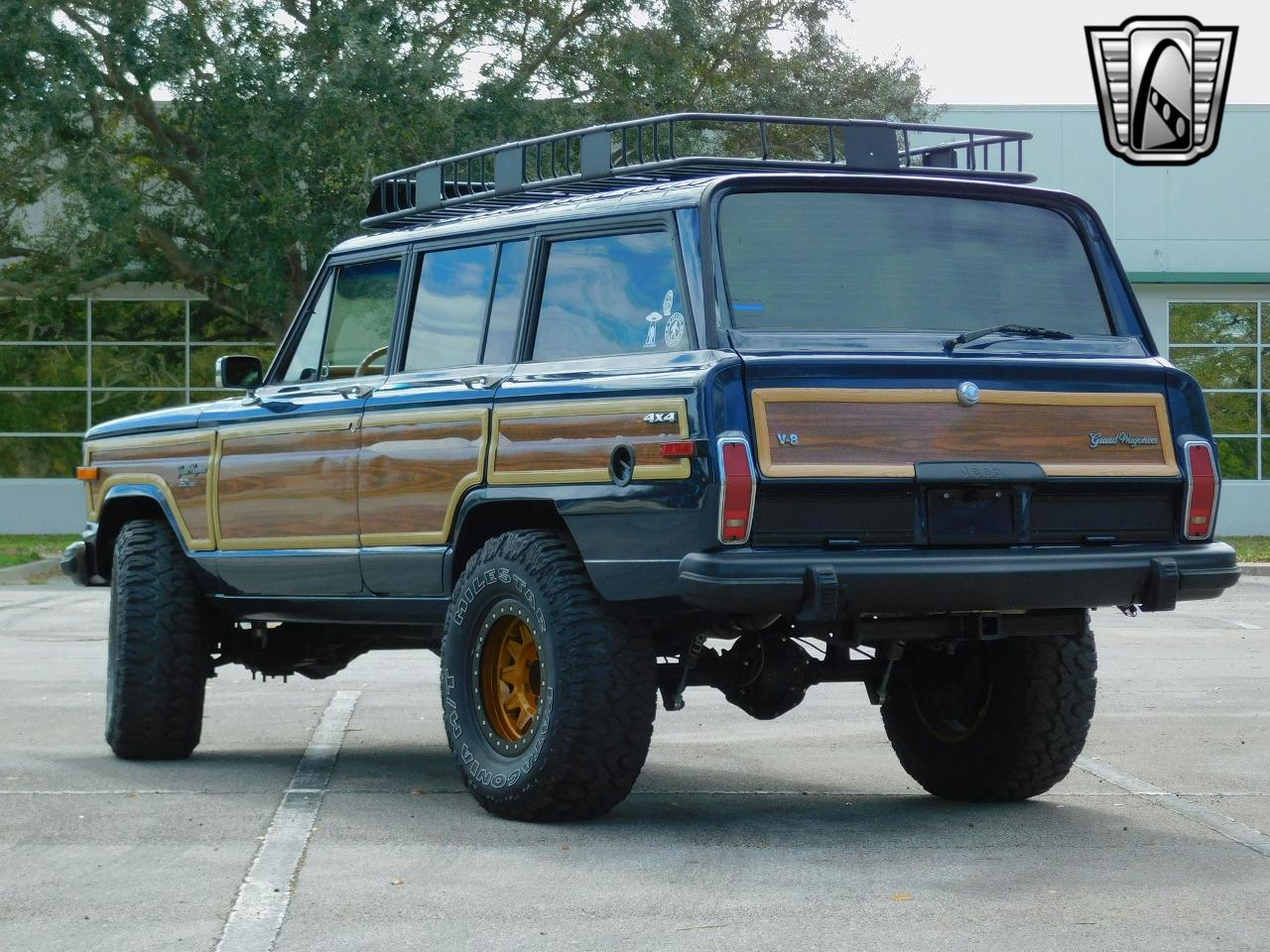 1989 Jeep Grand Wagoneer