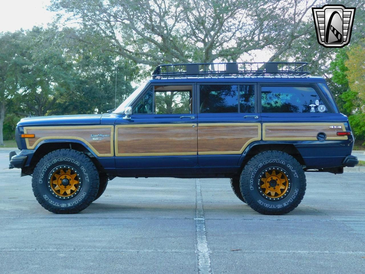 1989 Jeep Grand Wagoneer