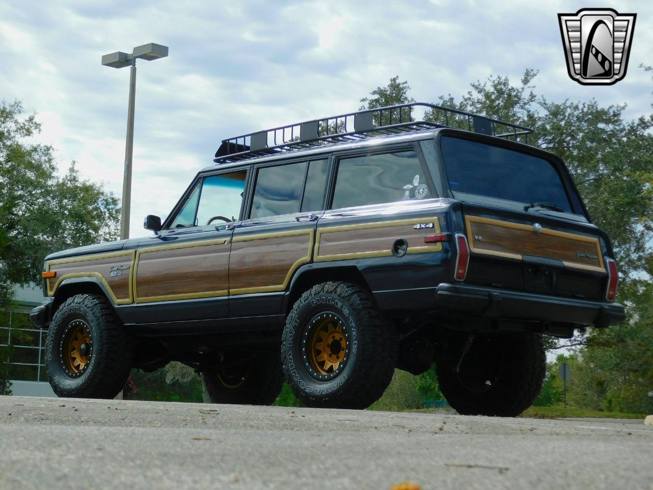 1989 Jeep Grand Wagoneer