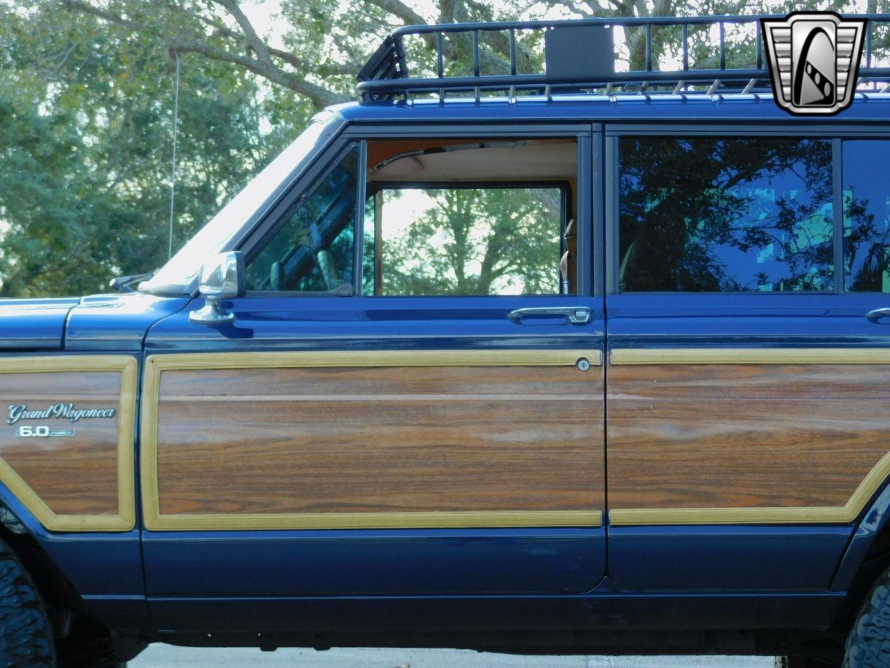 1989 Jeep Grand Wagoneer