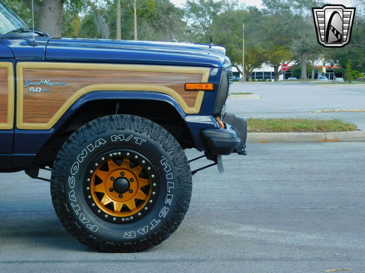 1989 Jeep Grand Wagoneer