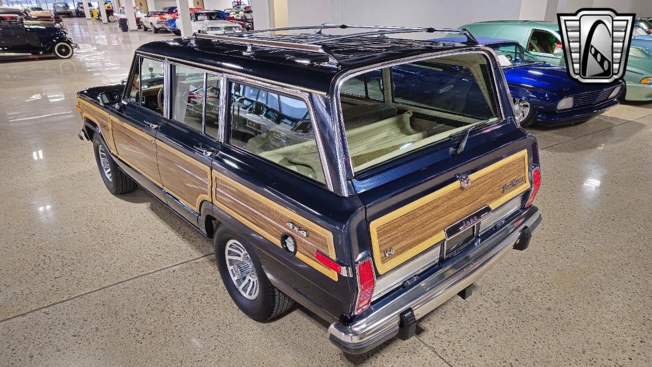 1990 Jeep Grand Wagoneer