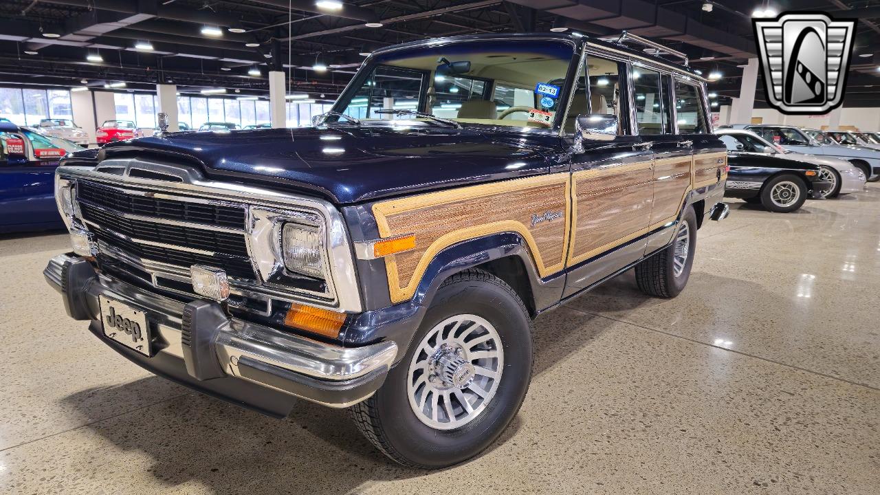 1990 Jeep Grand Wagoneer