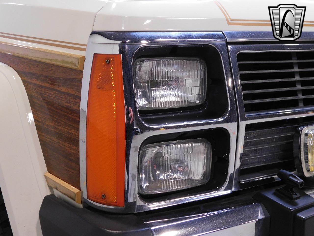 1986 Jeep Wagoneer