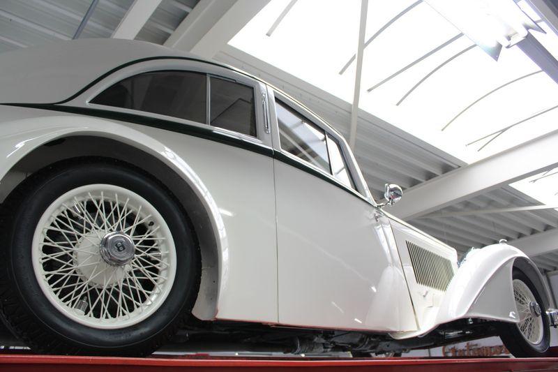 1933 Bentley 3 1/2 litre Park Ward Streamline