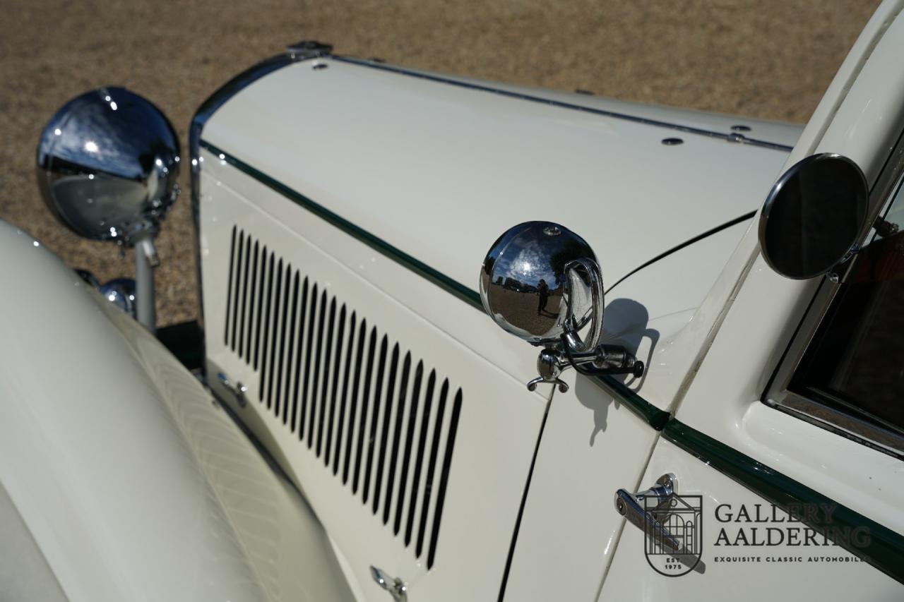 1933 Bentley 3 1/2 litre Park Ward Streamline