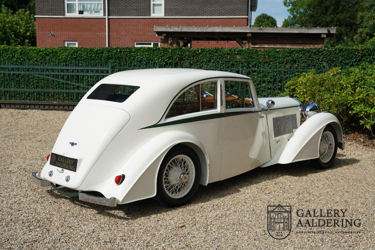 1933 Bentley 3 1/2 litre Park Ward Streamline