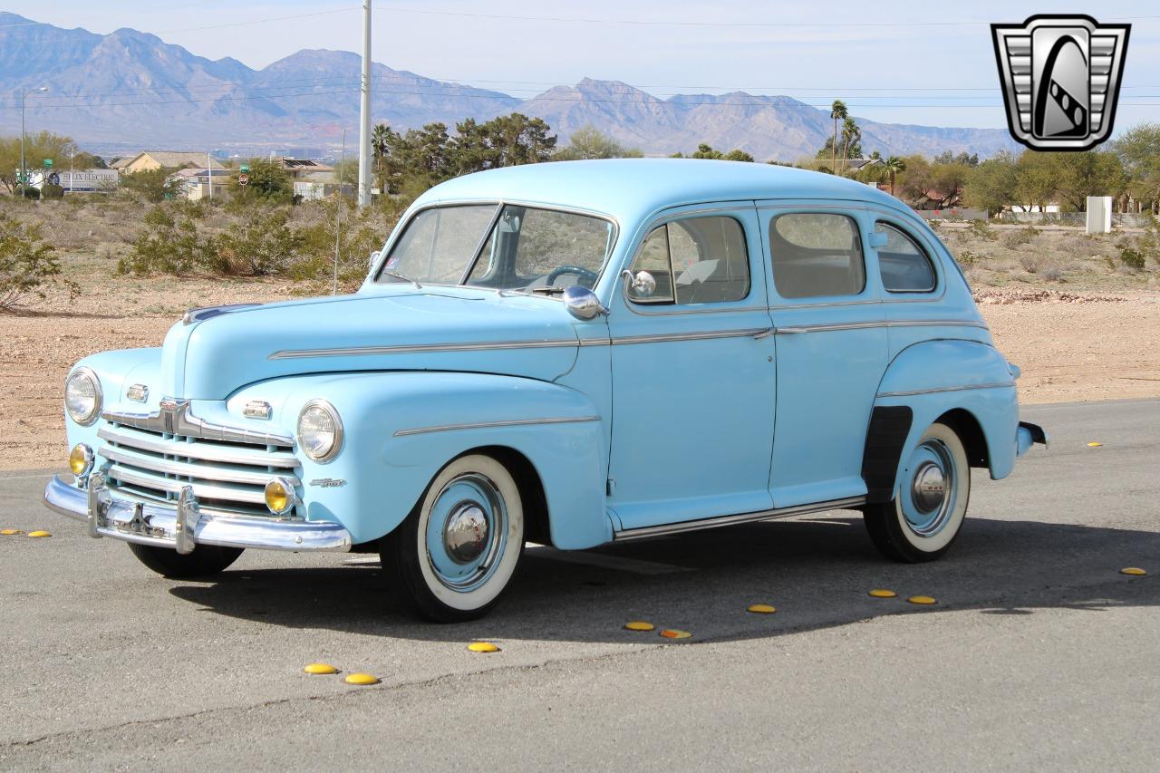 1947 Ford Super Deluxe